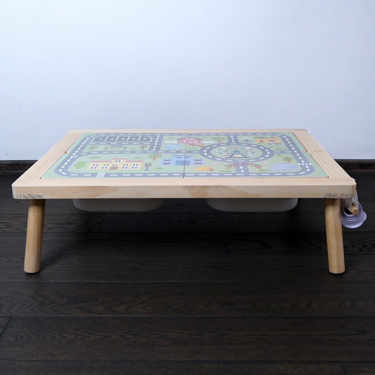 Creatieve speeltafel met teken- en speelblad