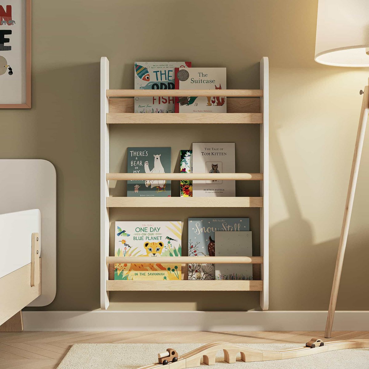 Kleine Lezers Wandrek – houten kinderboekenrek voor aan de muur